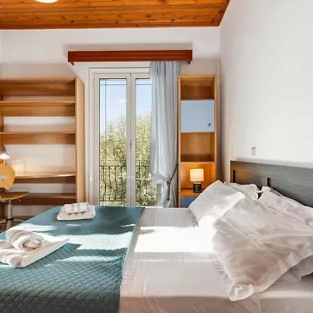 Verani Parking Balcony Playground Casa vacanze Sívros